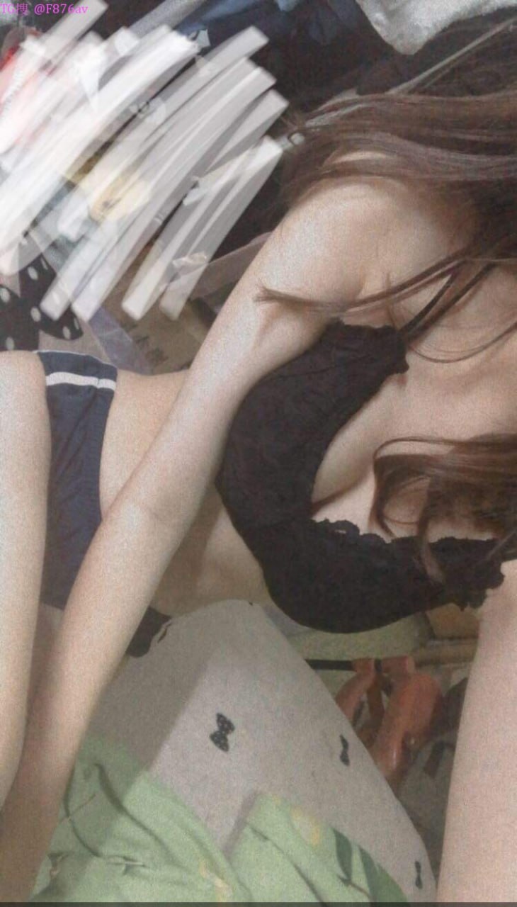 Đưa chị đồng nghiệp uống say về nhà giao phối