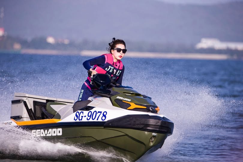 ông chồng vỡ nợ, vợ yêu đến nhà thầy giáo cũ làm giúp việc thì gặp dê cụ